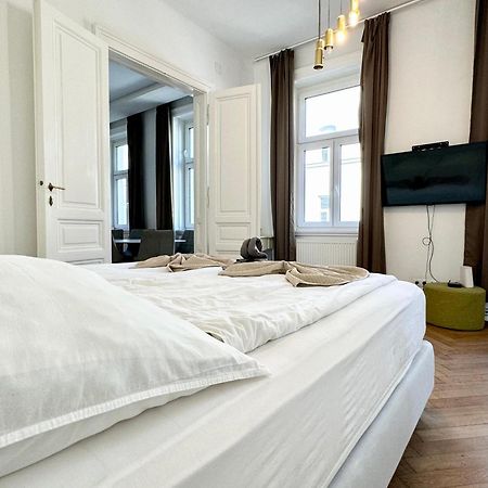 Premium Apartment Located At The Famous Vienna Kutschkermarkt Eksteriør bilde