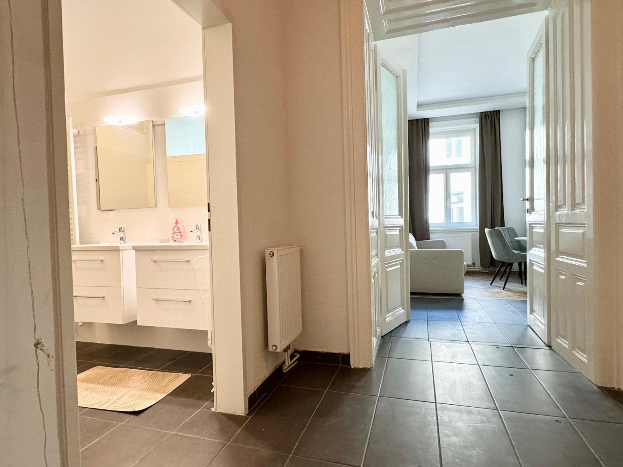 Premium Apartment Located At The Famous Vienna Kutschkermarkt Eksteriør bilde