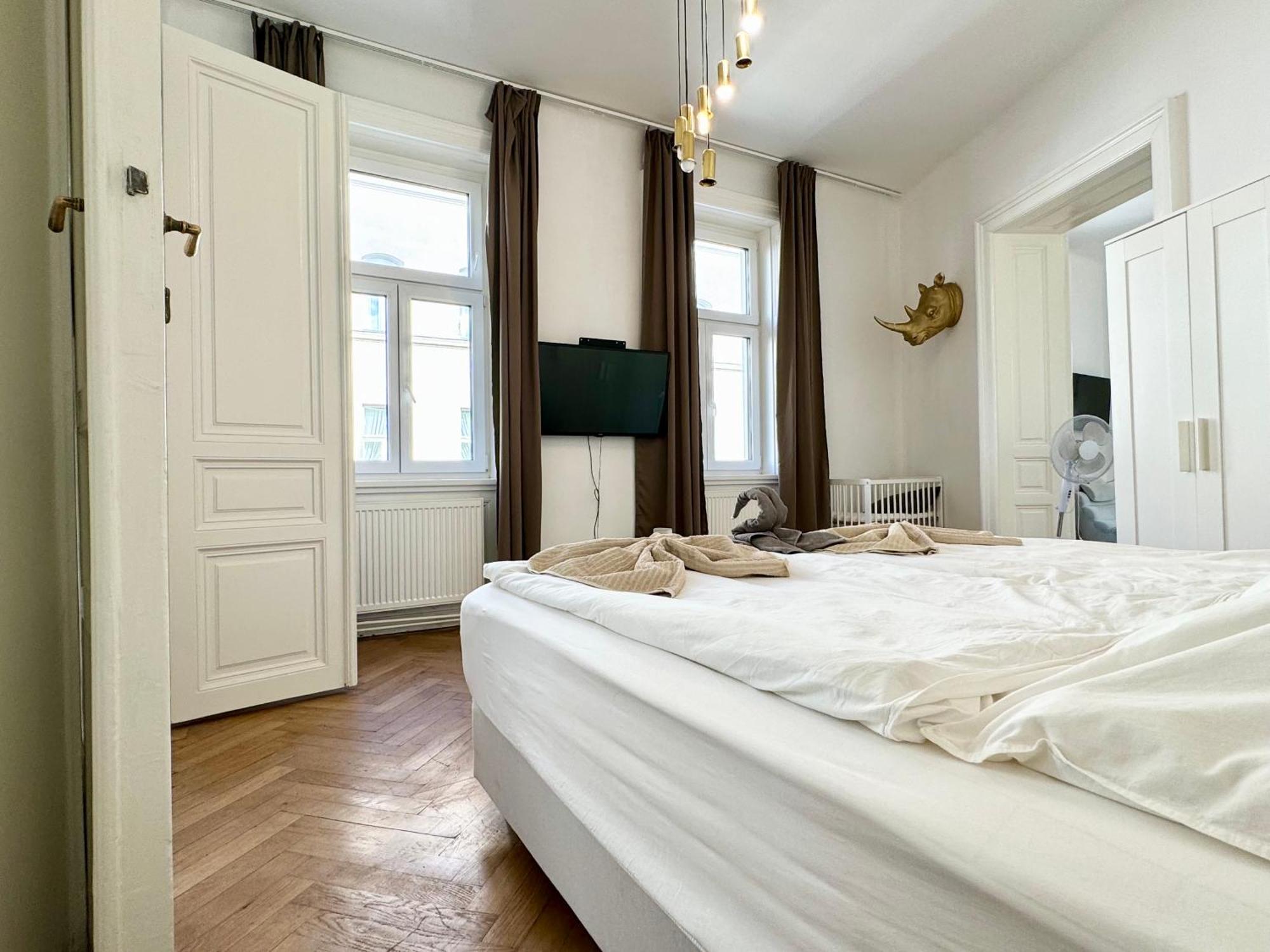 Premium Apartment Located At The Famous Vienna Kutschkermarkt Eksteriør bilde