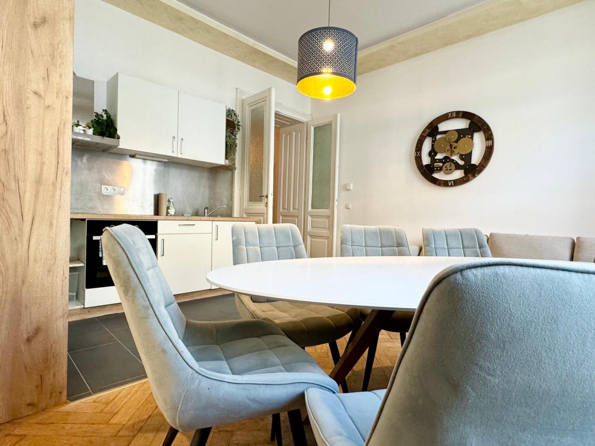 Premium Apartment Located At The Famous Vienna Kutschkermarkt Eksteriør bilde